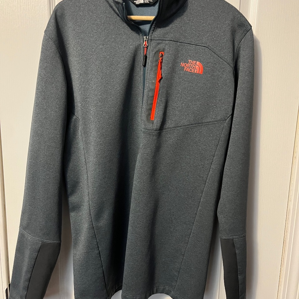 Men’s North Face 1/4 zip pullover XL